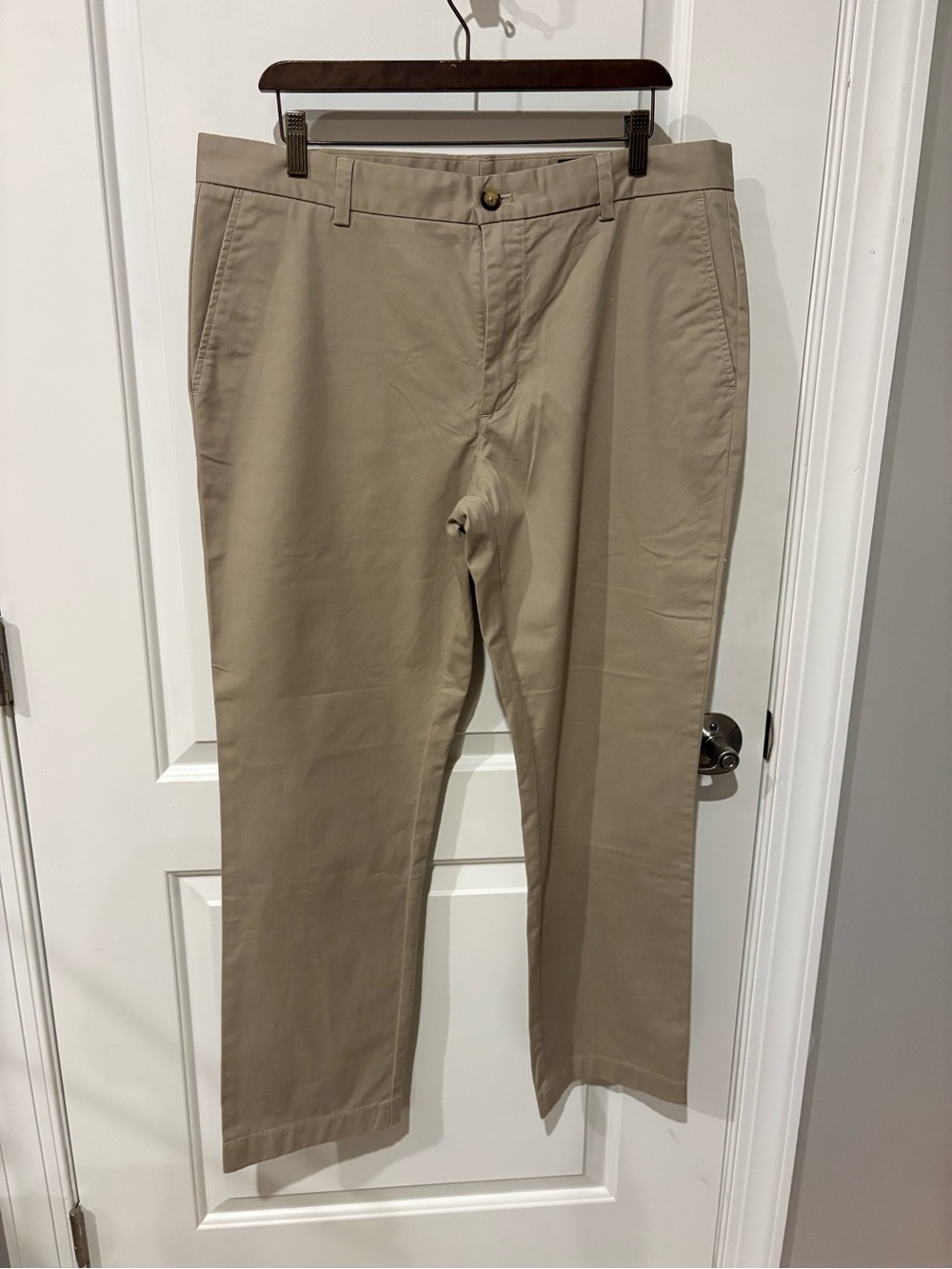 Vineyard Vines Men's Tan Chino Pants